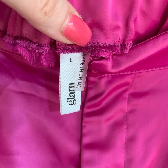 GLAM Pink Satin Shorts large - Picture 4 of 5